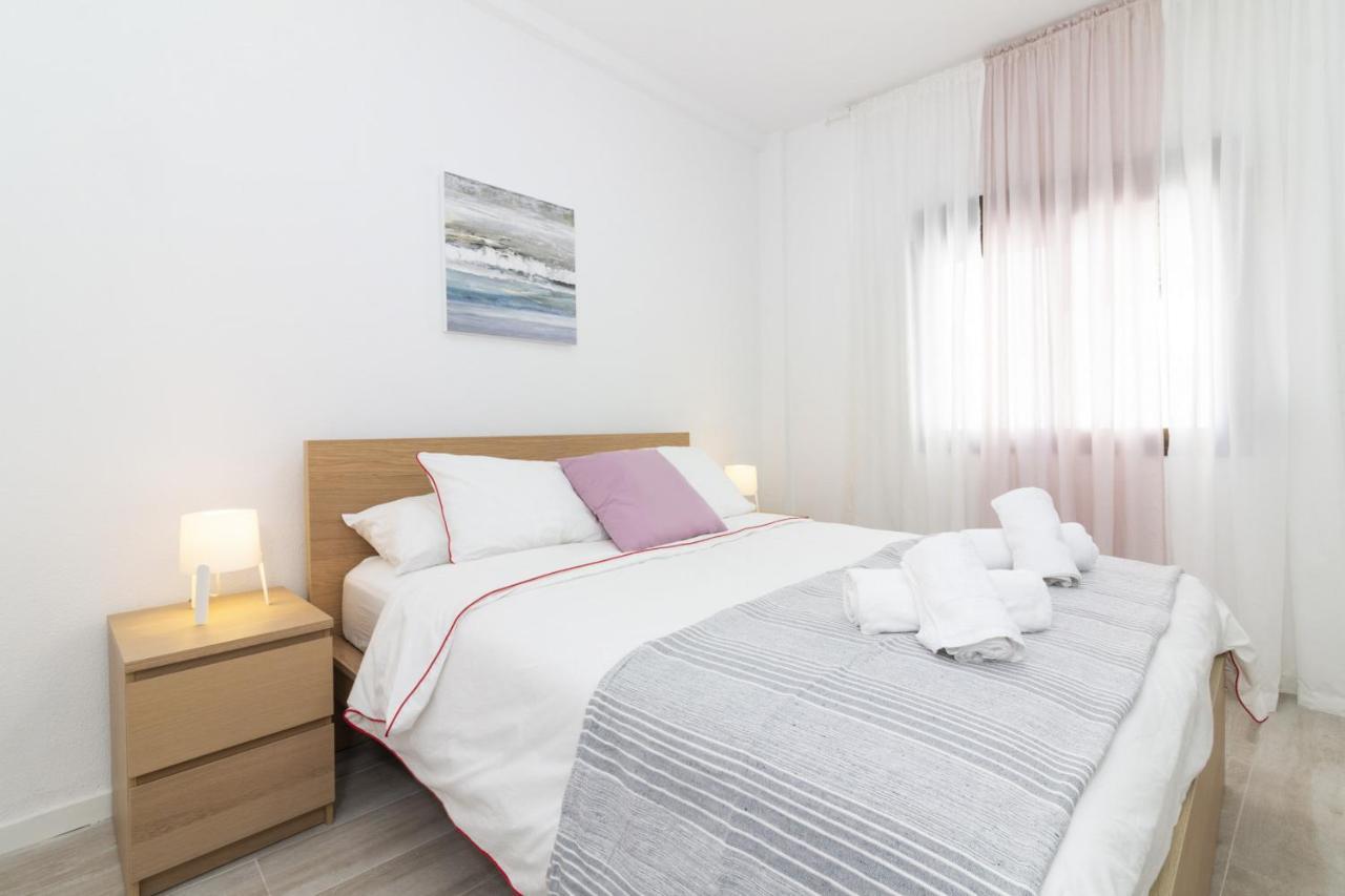 Homeforguest Amplio Apartamento En El Centro De Santa Cruz Exteriör bild