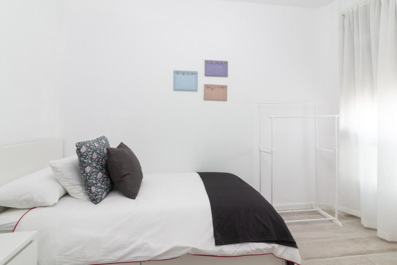 Homeforguest Amplio Apartamento En El Centro De Santa Cruz Exteriör bild